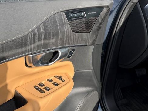 Certified 2024 Volvo XC90 B6 Ultimate w/ Protection Package Premier image 22