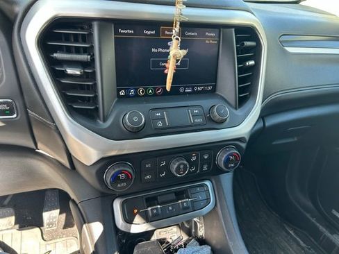 Certified 2020 GMC Acadia SLT image 4