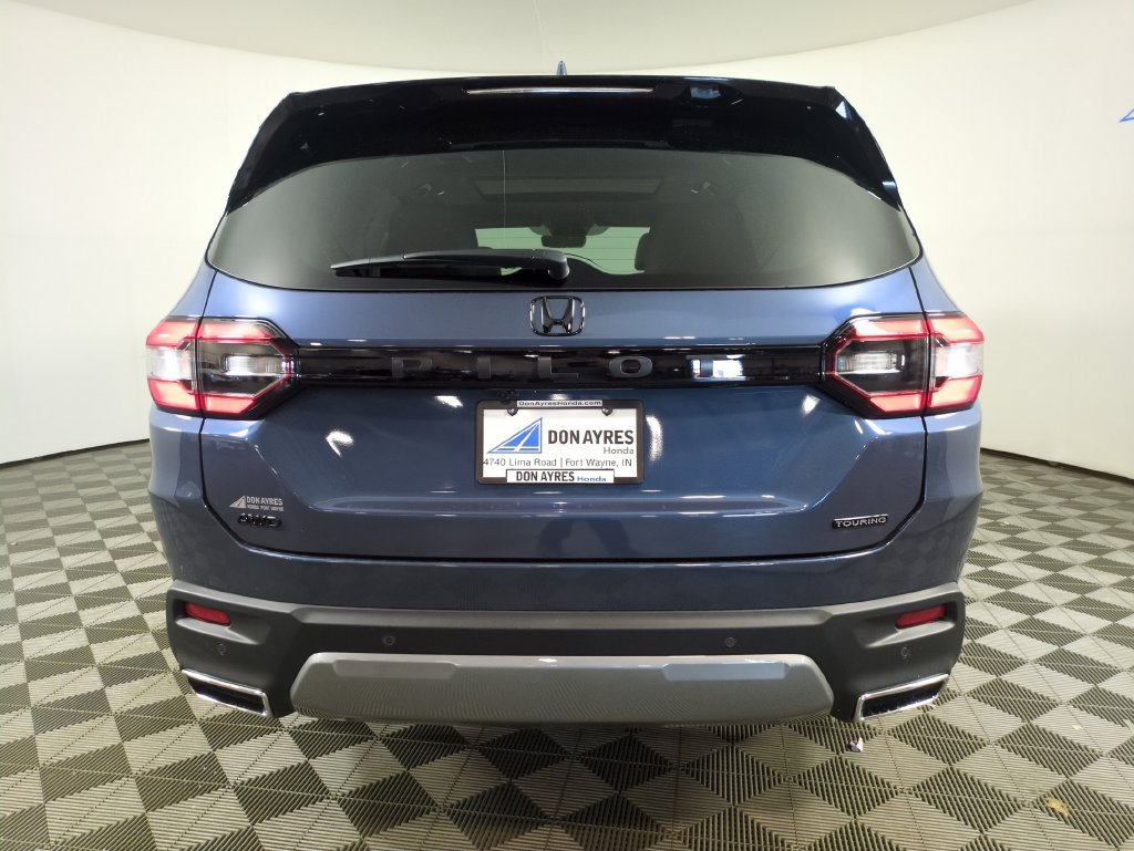 New 2026 Honda Pilot Touring image 4