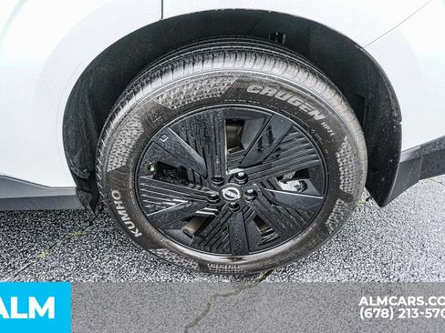 Used 2025 Nissan Murano SV AWD/4WD image 17