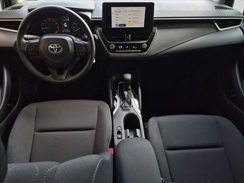 Used 2024 Toyota Corolla LE FWD image 16