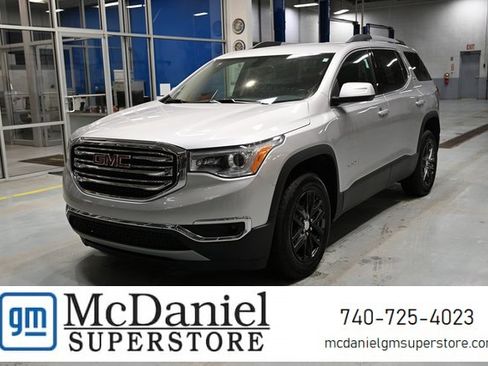 Used 2019 GMC Acadia SLT image 1