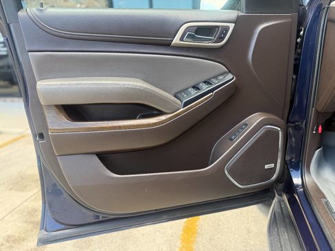 Used 2018 GMC Yukon Denali image 31