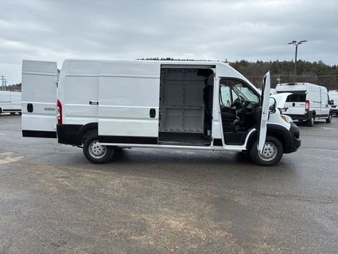 Used 2023 RAM ProMaster 2500 FWD image 20