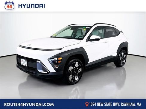 Used 2024 Hyundai Kona SEL AWD/4WD image 1