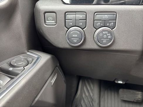 Used 2024 Chevrolet Silverado 1500 RST w/ Convenience Package II AWD/4WD image 19