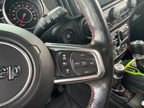 Used 2019 Jeep Wrangler Unlimited Rubicon AWD/4WD image 17