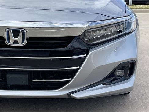 Certified 2022 Honda Accord Touring image 8