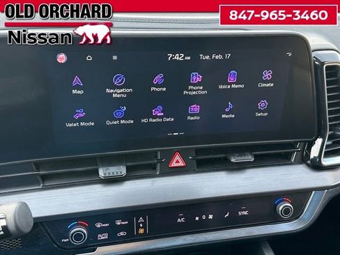 Used 2024 Kia Sportage EX image 16