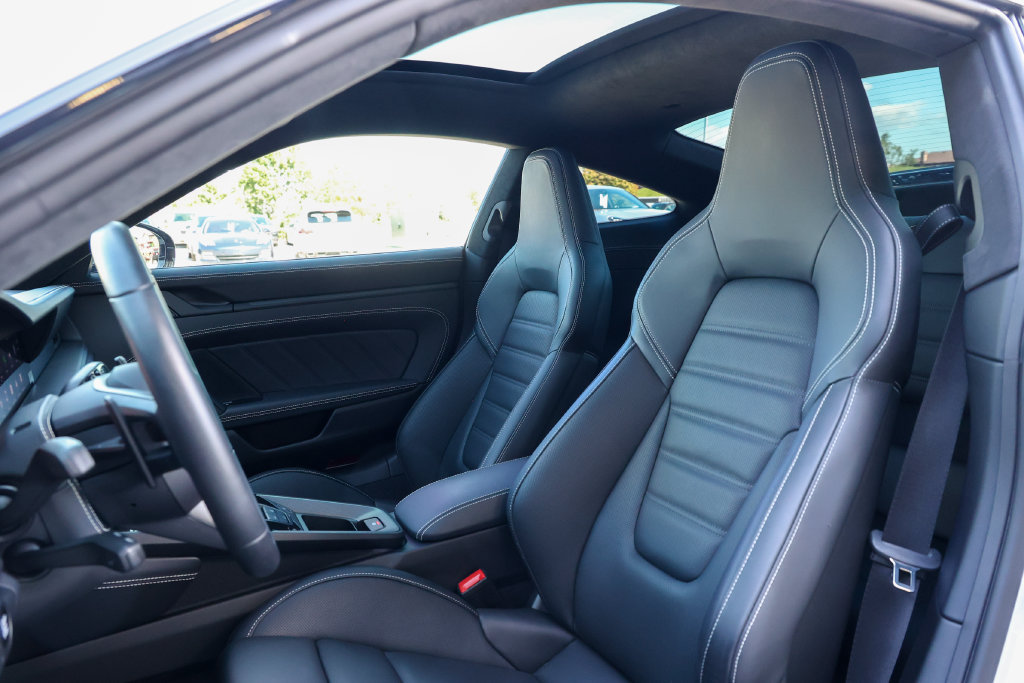 Certified 2026 Porsche 911 Carrera GTS RWD image 5