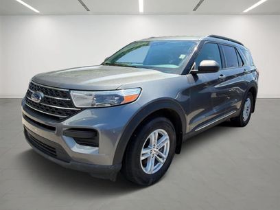 Used 2023 Ford Explorer XLT w/ Class IV Trailer Tow Package