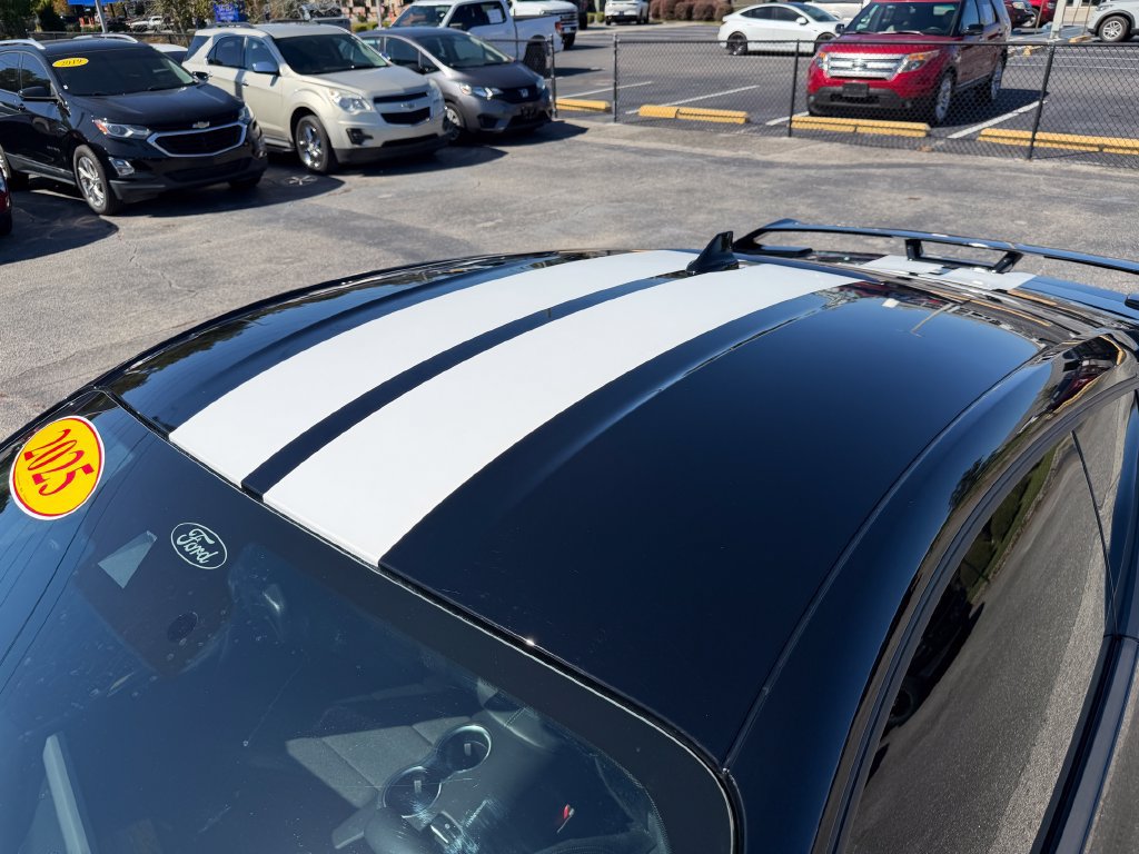 Used 2025 Ford Mustang Coupe RWD image 7