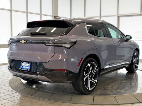 Used 2024 Chevrolet Equinox EV LT image 8