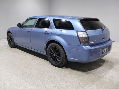 Used 2007 Dodge Magnum SE RWD image 4