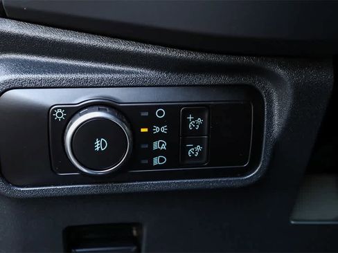 New 2025 Ford Bronco Outer Banks w/ Sasquatch Package image 24