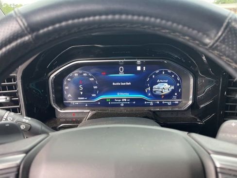 Used 2022 Chevrolet Silverado 1500 LTZ AWD/4WD image 21