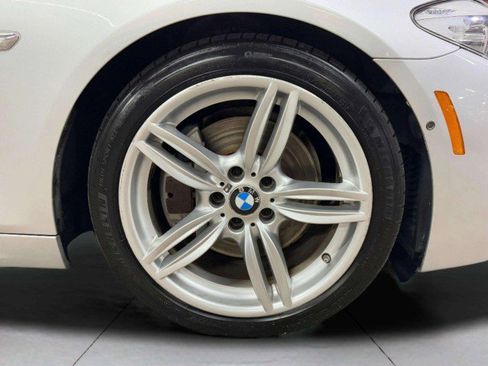 Used 2013 BMW 550i Sedan image 22