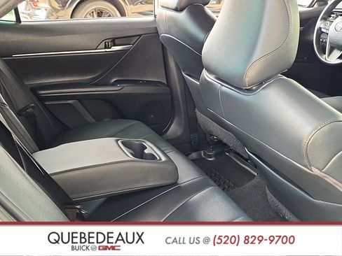Used 2020 Toyota Camry SE w/ Convenience Package FWD image 22