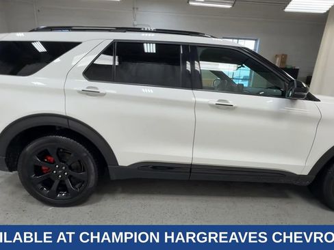 Used 2020 Ford Explorer ST w/ ST Street Pack image 12