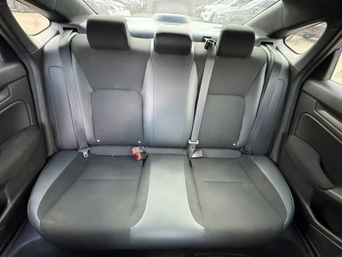 Used 2023 Honda Civic Sport image 15