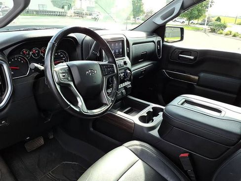 Used 2019 Chevrolet Silverado 1500 RST AWD/4WD image 14