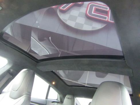 Used 2015 Tesla Model S 85D image 28