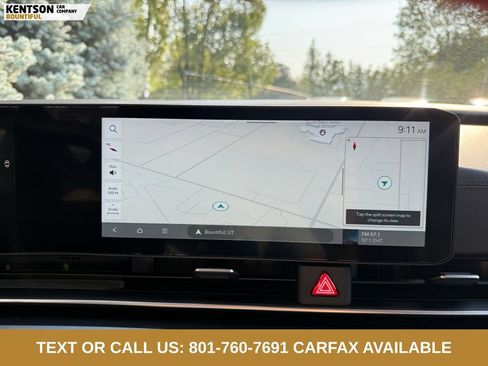 Used 2025 Kia Carnival FWD image 23