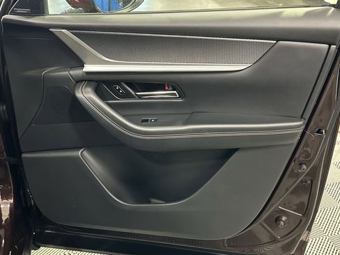 Used 2024 MAZDA CX-90 3.3 Turbo w/ Premium Package image 39