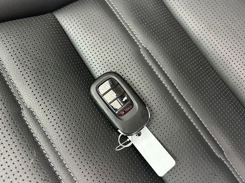 Used 2024 Honda CR-V EX-L image 33