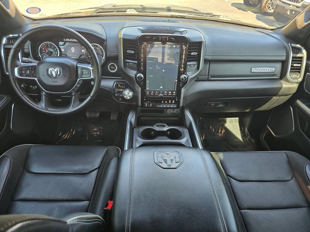Used 2024 RAM 1500 Laramie AWD/4WD image 5