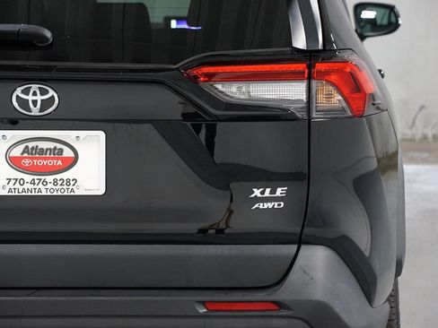 Used 2025 Toyota RAV4 XLE Premium w/ Weather Package AWD/4WD image 10