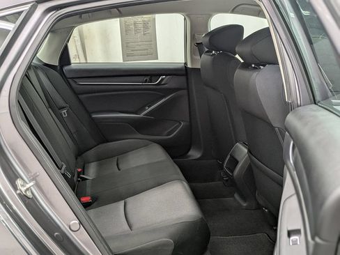 Used 2018 Honda Accord LX image 17