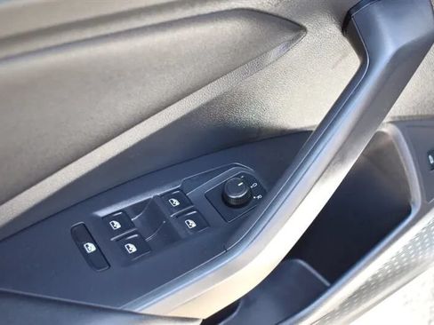 Used 2020 Volkswagen Jetta S FWD image 14
