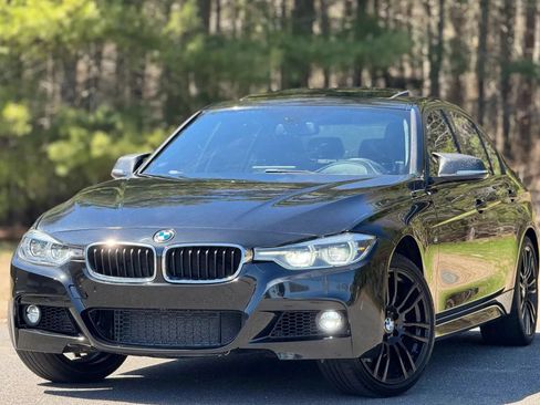 Used 2018 BMW 330i xDrive Sedan AWD/4WD image 1