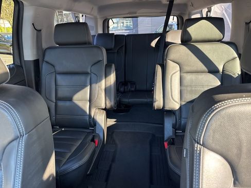 Used 2019 GMC Yukon XL Denali w/ Denali Ultimate Package image 36