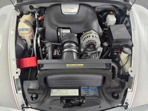 Used 2005 Chevrolet SSR w/ Preferred Equipment Group RWD image 22