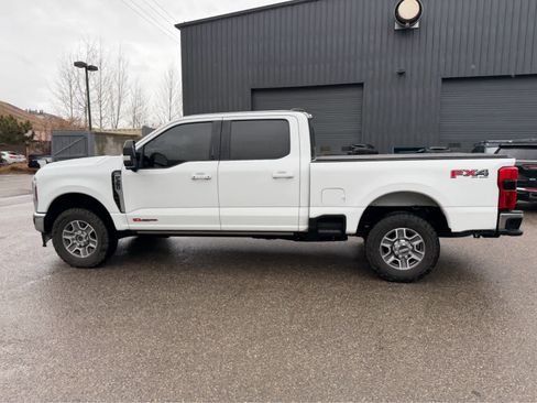 Used 2024 Ford F350 Lariat w/ Lariat Ultimate Package image 12