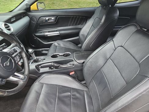 Used 2015 Ford Mustang GT Premium RWD image 12