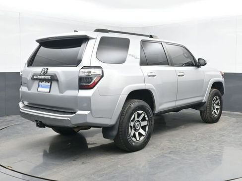 Used 2021 Toyota 4Runner TRD Off-Road Premium image 10