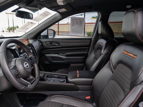 Used 2025 Nissan Pathfinder Rock Creek AWD/4WD image 12