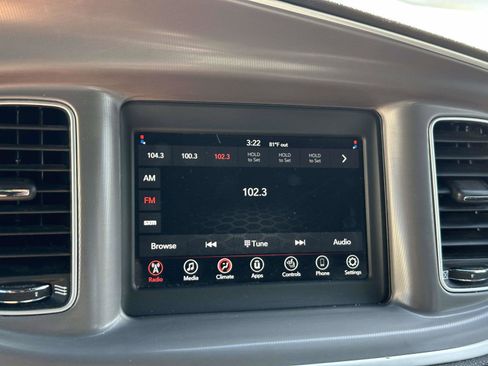 Used 2022 Dodge Charger SXT w/ Leather Interior Group image 23