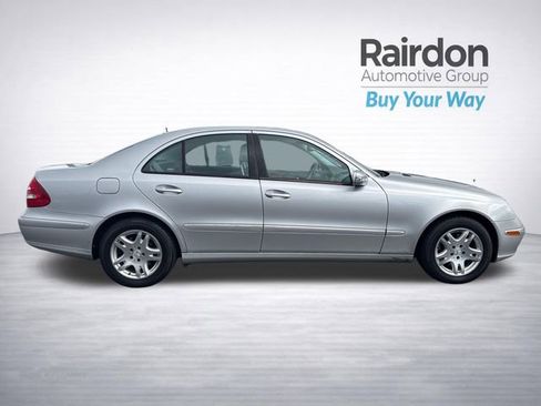 Used 2004 Mercedes-Benz E 320 4MATIC Sedan image 9