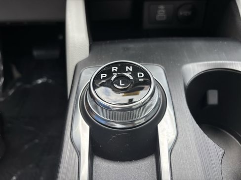 Used 2025 Ford Escape Active w/ Cold Weather Package FWD image 19