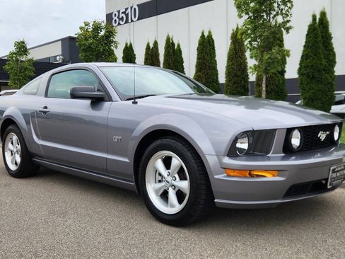 Used 2007 Ford Mustang GT Premium RWD image 6