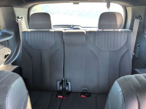 Used 2024 Hyundai Palisade Calligraphy image 32