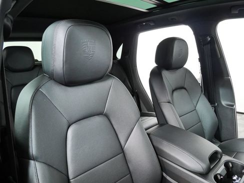 New 2026 Porsche Cayenne AWD/4WD image 24