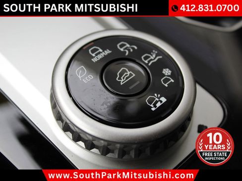 New 2026 Mitsubishi Outlander SE image 23