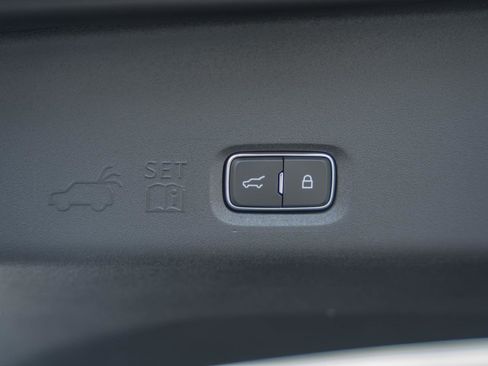 New 2025 Ford Expedition Max Platinum w/ Stealth Performance Package image 17