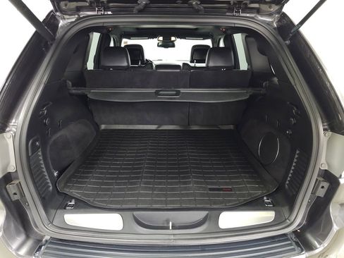 Used 2015 Jeep Grand Cherokee Overland w/ Advanced Technology Group AWD/4WD image 9