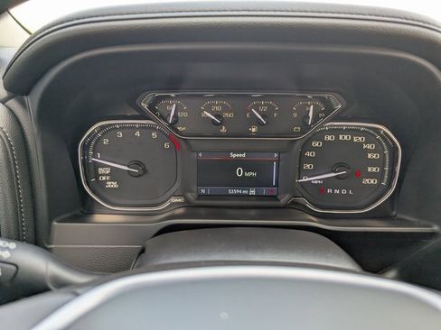 Used 2019 GMC Sierra 1500 SLE image 16